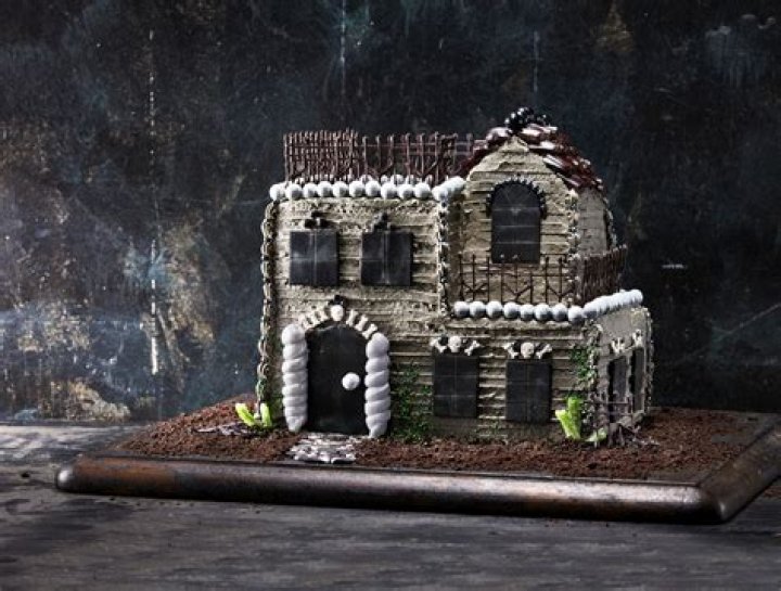 Best Towering Haunted House Cake