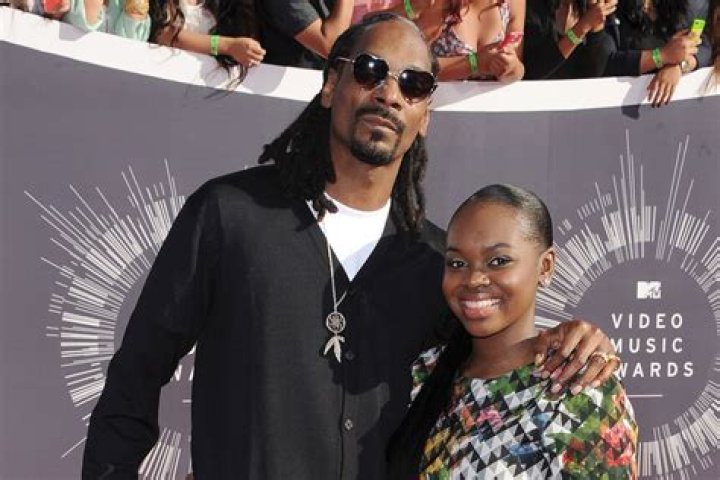 Cori Broadus, Snoop Dogg’s Daughter, Engaged To Longtime Boyfriend