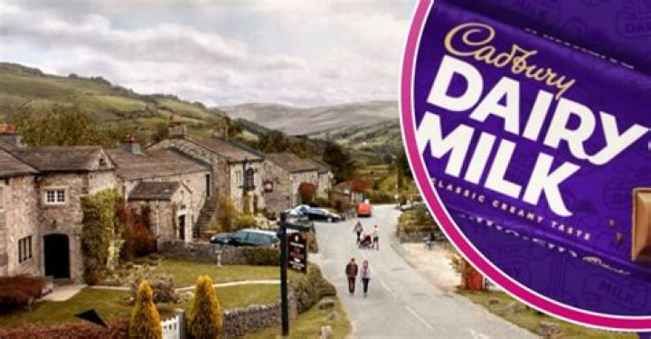 DI Mark Malone actor Mark Womack in Cadbury ad