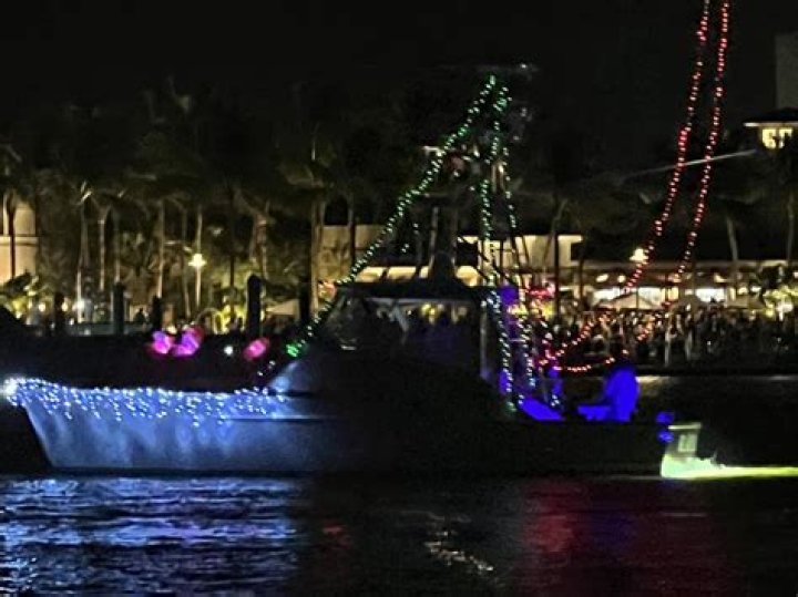 Palm Beach Holiday Boat Parade | Macaroni KID Palm Beach Gardens