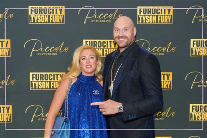 Paris Fury Age, Wikipedia, Height, Husband, Boyfriend, Family, Biography, Net Worth